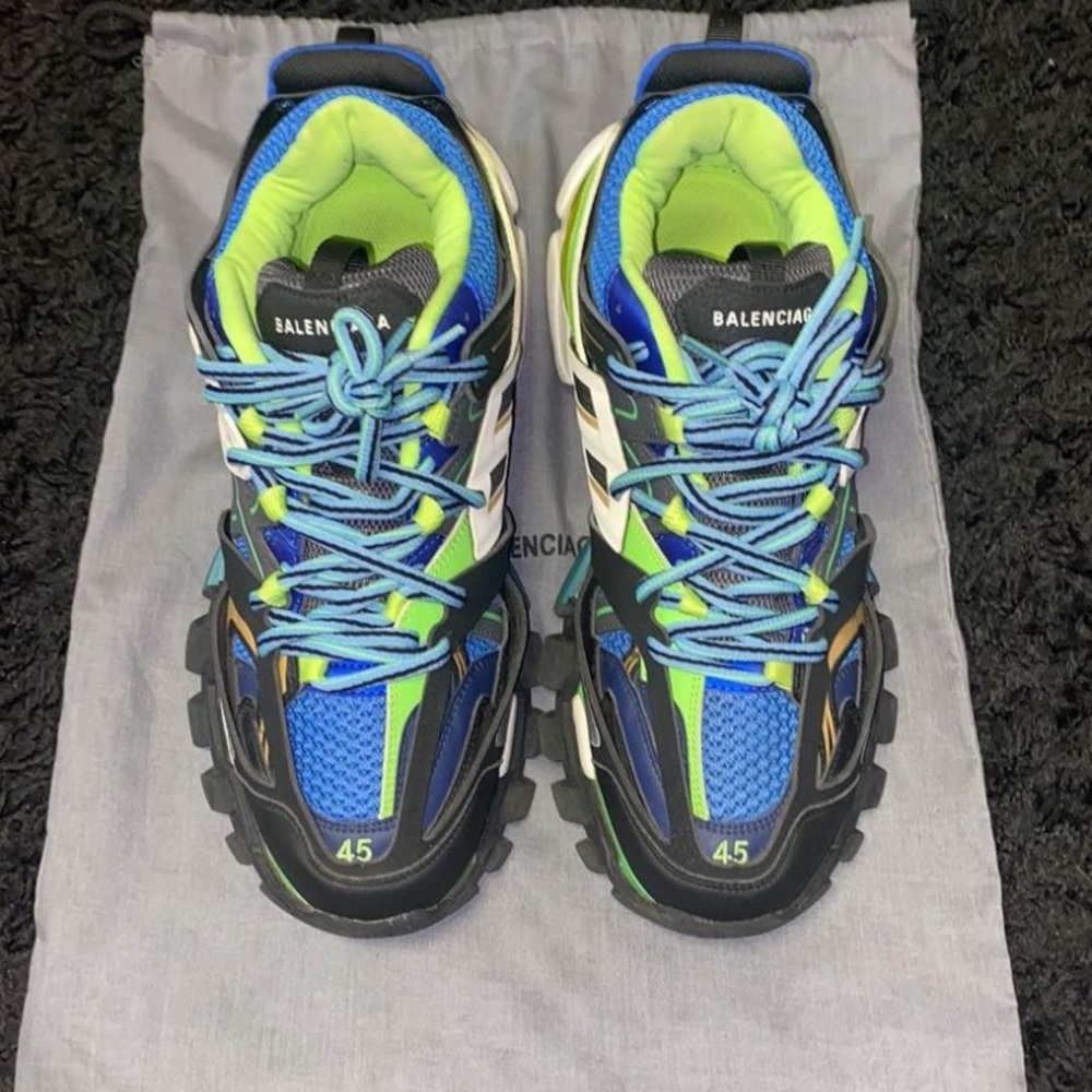 Balenciaga track